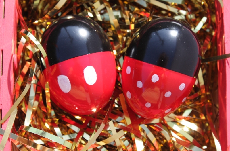 Mickey and Minnie Easter Eggs // Inspired By Dis