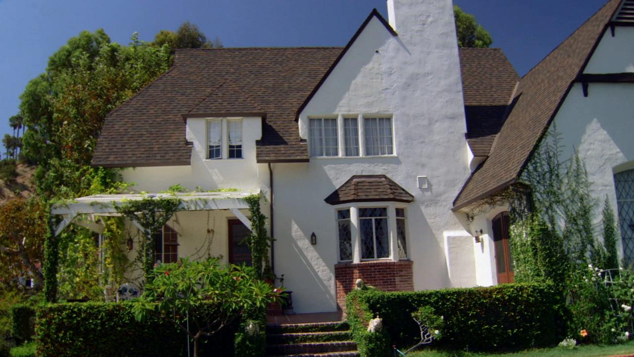 Take a Peek Inside Walt Disney's Los Feliz Home