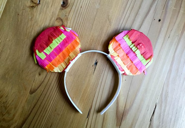 DIY Pinata Mickey Ears