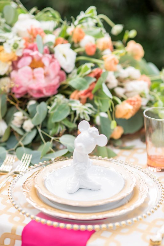 Gorgeous Disney Details in this Styled Shoot at Walt Disney World Swan Dolphin // Cathy Durig Photography