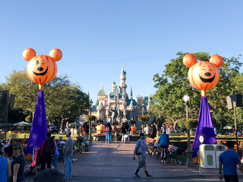 How to See and Do All the Things at Disneyland Mickey's Halloween Party