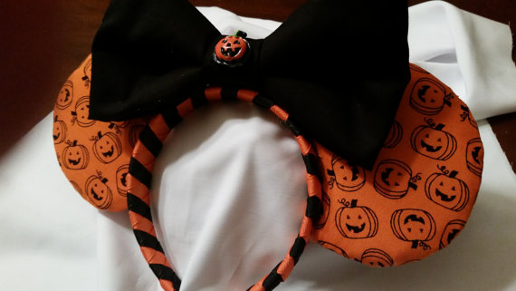 13 Frightfully Adorable Halloween Mickey Ears