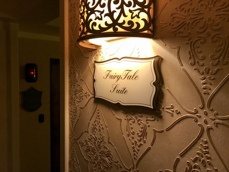 Take a Look Inside the Newly Renovated Fairy Tale Suite at The Disneyland Hotel