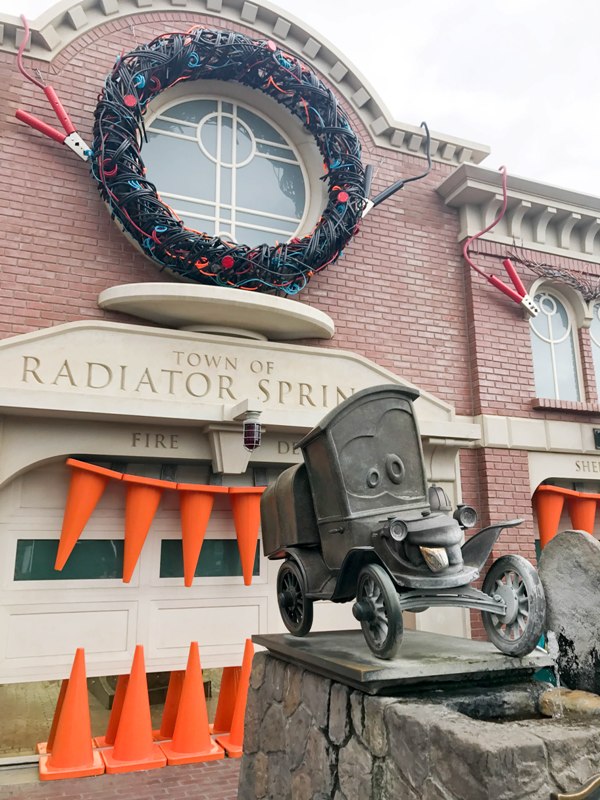 Halloween Takes Over CARS LAND and it's Creepy Cute 