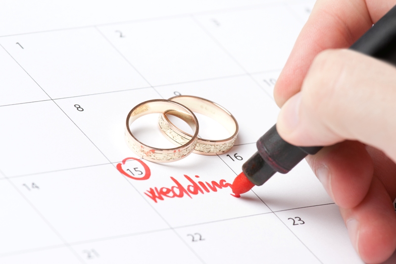 7 Tips for Fitting Wedding Planning Into Your Already Busy Life