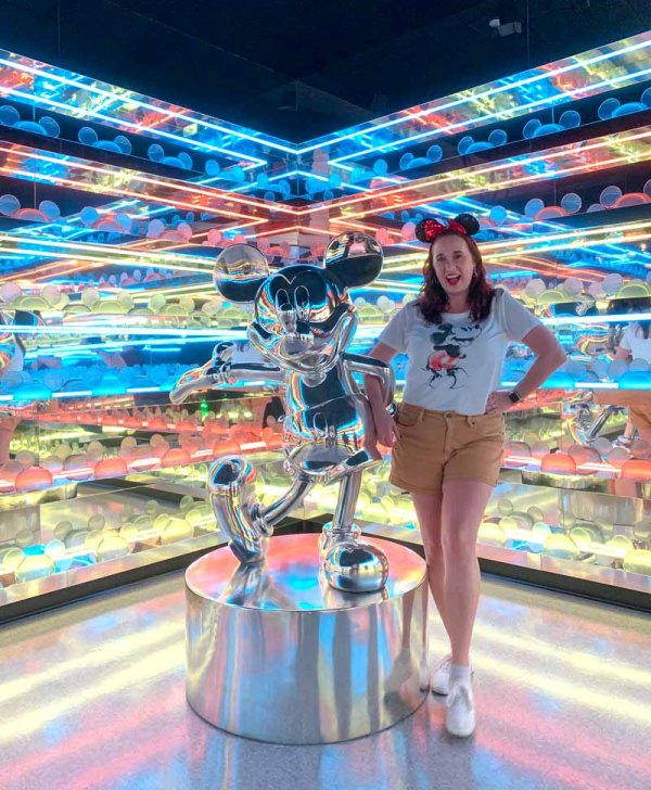 Pop-Up Disney: You can take selfies in Mickey Mouse themed rooms at  Downtown Disney, but it will cost you – Orange County Register