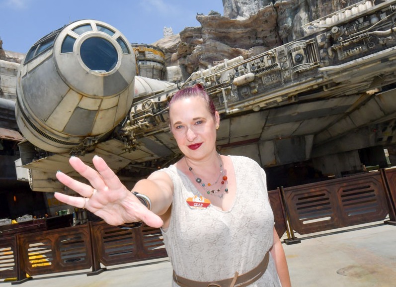 Star Wars: Galaxy's Edge at Disneyland - Complete Guide