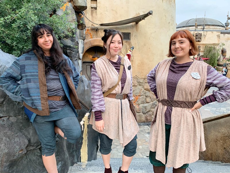 How to Dress, Speak, and Act like a Batuuan at STAR WARS: Galaxy's Edge