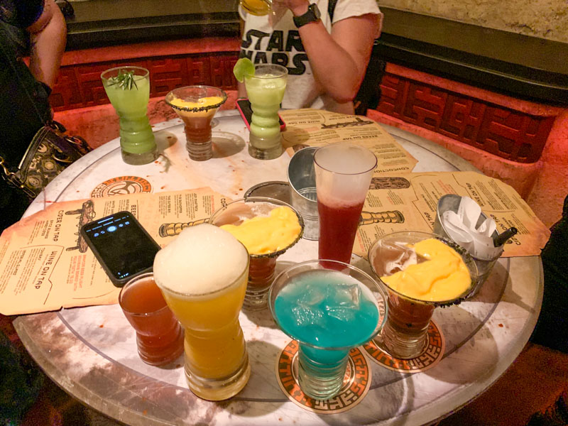 ULTIMATE DRINK GUIDE TO OGA'S CANTINA AT STAR WARS: GALAXY'S EDGE