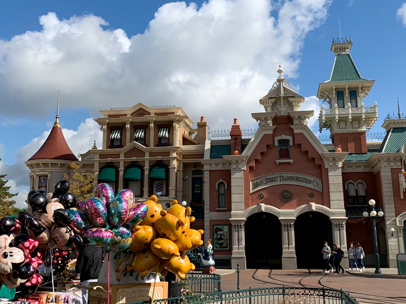 Guide to Disneyland Paris: Everything You Need to Know Before Your Visit!