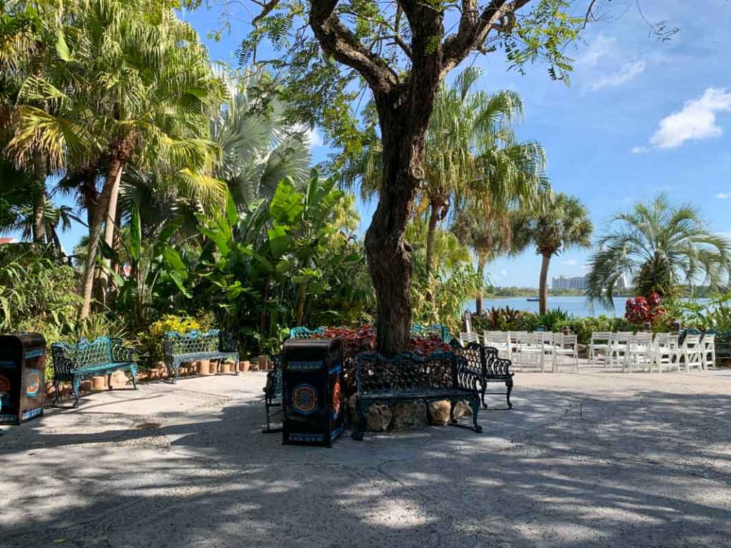 Lou outpoint patio at disney's polynesian resort