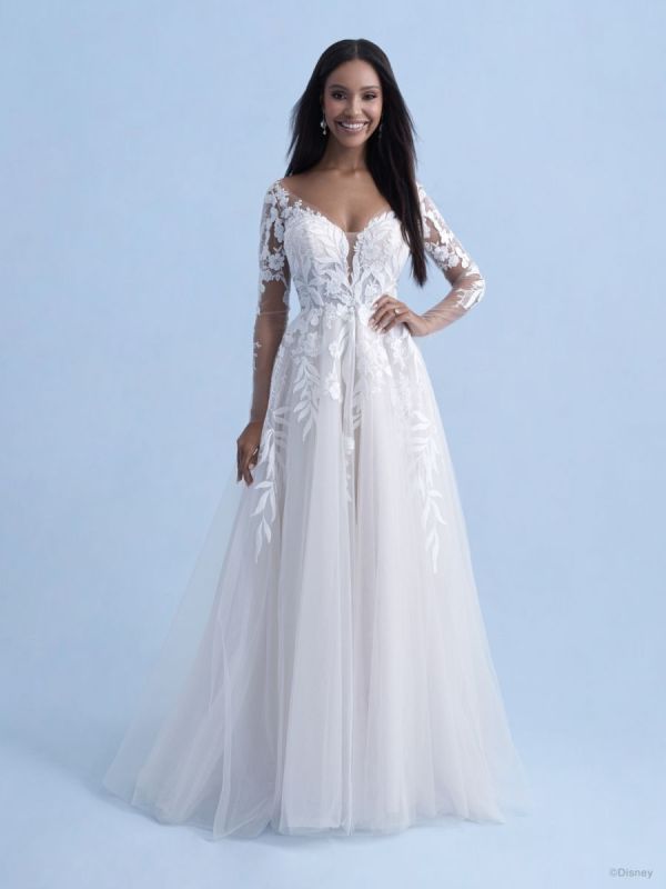 Bride wearing wedding gown inspired by Disney Princess Pocahontas