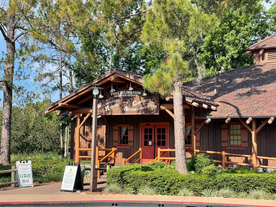 Entrance to lobby at Disney's Fort Wilderness