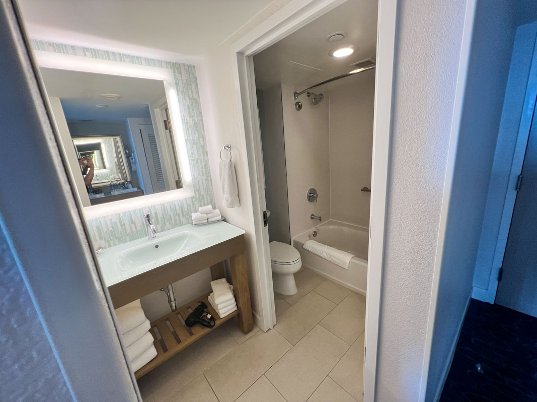 Split bathroom at Dolphin hotel at Walt Disney World