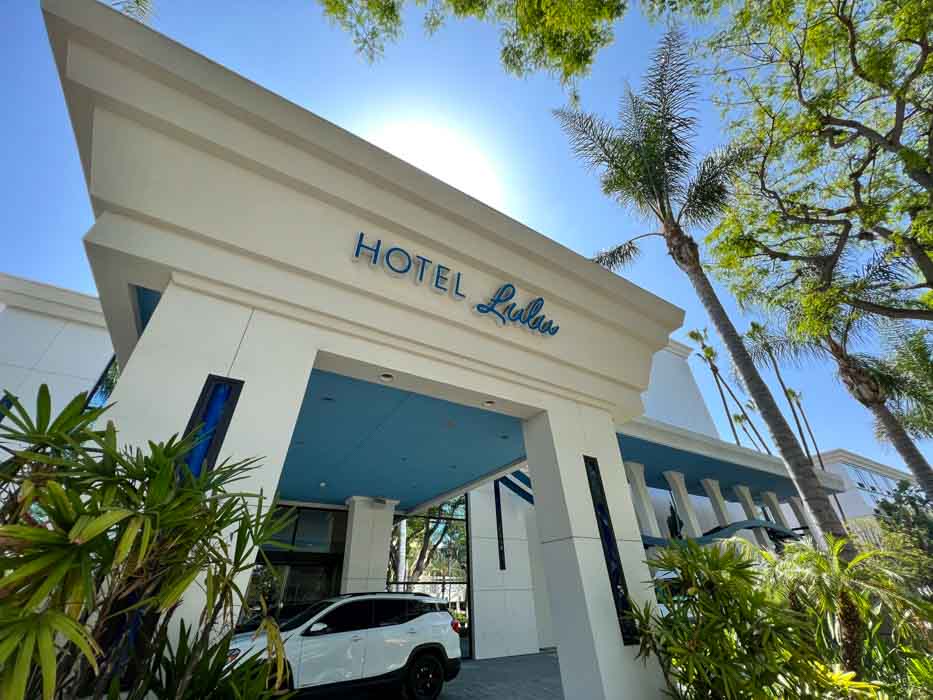 The exterior of Hotel Lulu